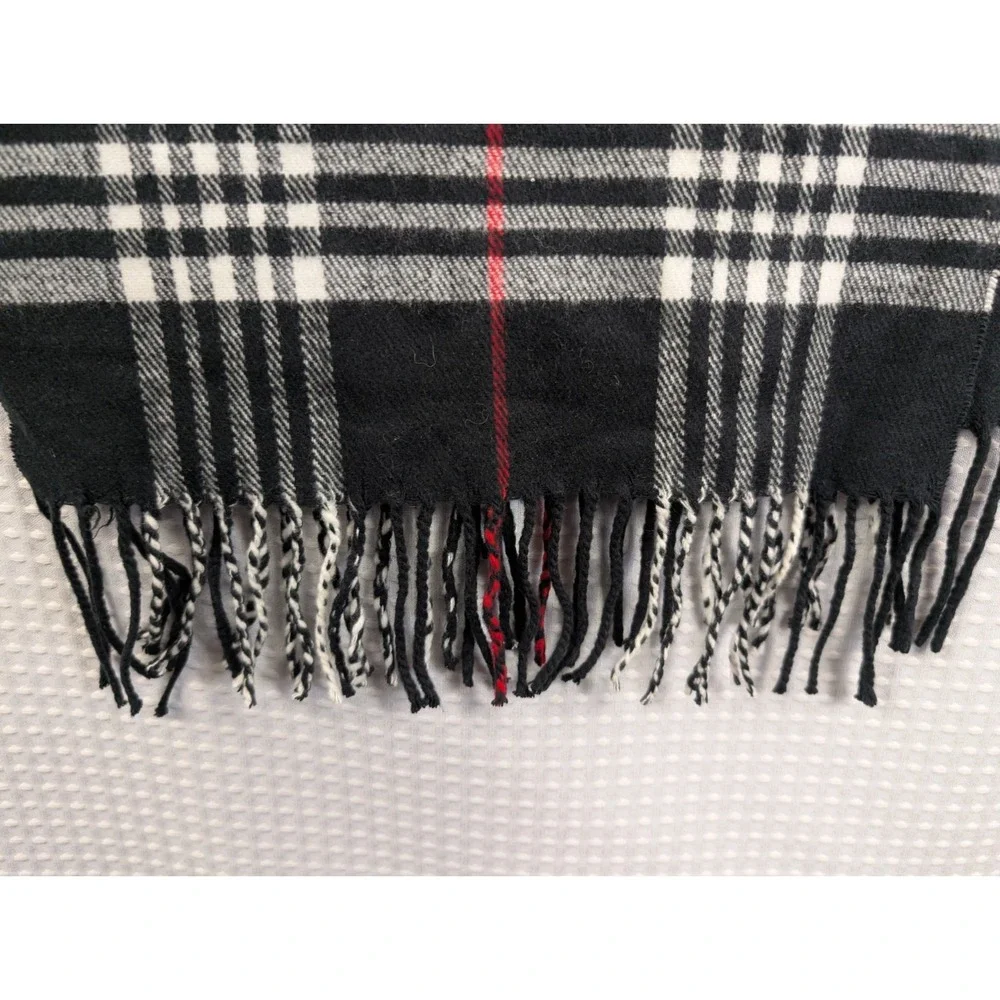 Italy Design Cashmere Feel 100% Viscos Black Plaid Scarf with Fringe NWOT